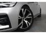 Volvo S60 2.0 T4 R-Design | Dealer Onderhouden! | Trekhaak | Open Dak | Memory Zetels | LED | Stoel/Stuurverwarming | Clima | Camera | Parkeersensoren V+A | Leder