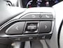 Toyota Yaris Cross 1.5 Hybrid 130 Dynamic + Comfort Pack dodehoekdetectie / stoelverwarming / stuurwielverwarming / parkeersensoren voor + achter / Navigatie / Apple Carplay / Android Auto / parkeercamera / 10 jaar Toyota garantie / rijklaarprijs incl. Toyota Pechhulppas