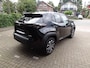 Toyota Yaris Cross 1.5 Hybrid 130 Dynamic + Comfort Pack dodehoekdetectie / stoelverwarming / stuurwielverwarming / parkeersensoren voor + achter / Navigatie / Apple Carplay / Android Auto / parkeercamera / 10 jaar Toyota garantie / rijklaarprijs incl. Toyota Pechhulppas