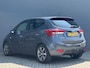 Hyundai ix20 1.6i Go! Zomer & Winterbanden | Parkeersensoren | Trekhaak | 16 Inch Lichtmetalen Velgen