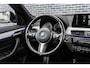 BMW X1 xDrive25e High Executive | M-Sport | Plug-in Hybrid (PHEV) | Panoramadak | LED Koplampen Adaptief | Cruise Control Adaptief | Achteruitrijcamera | Parkeerassistent | Head-up Display | Sportstoelen | Keyless Entry | Elektrische Achterklep | Navigatie