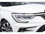 Renault Megane Estate 1.3 TCe 140 EDC Intens | Head-up Display | Achteruitrijcamera | Parkeersensoren | LED Koplampen | Climate Control | Cruise Control | Keyless Entry | Navigatie 9,3 inch | Apple Carplay | Android Auto