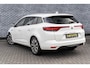 Renault Megane Estate 1.3 TCe 140 EDC Intens | Head-up Display | Achteruitrijcamera | Parkeersensoren | LED Koplampen | Climate Control | Cruise Control | Keyless Entry | Navigatie 9,3 inch | Apple Carplay | Android Auto