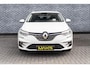 Renault Megane Estate 1.3 TCe 140 EDC Intens | Head-up Display | Achteruitrijcamera | Parkeersensoren | LED Koplampen | Climate Control | Cruise Control | Keyless Entry | Navigatie 9,3 inch | Apple Carplay | Android Auto