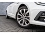 Renault Megane Estate 1.3 TCe 140 EDC Intens | Head-up Display | Achteruitrijcamera | Parkeersensoren | LED Koplampen | Climate Control | Cruise Control | Keyless Entry | Navigatie 9,3 inch | Apple Carplay | Android Auto