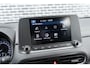 Hyundai Kona 1.0 T-GDI 120 Comfort | Achteruitrijcamera | Parkeersensoren | Airco | Cruise Control | Apple Carplay | Android Auto | DAB | Lichtmetalen Velgen 16 inch