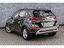 Hyundai Kona 1.0 T-GDI 120 Comfort | Achteruitrijcamera | Parkeersensoren | Airco | Cruise Control | Apple Carplay | Android Auto | DAB | Lichtmetalen Velgen 16 inch