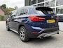 BMW X1 xDrive20i High Executive|Pano|Sportleer|Afneembare Trekhk|Harman Kardon|HUD|Camera.