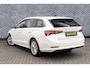 Skoda Octavia Combi 1.4 TSI iV PHEV Business Edition | Plug-in Hybrid | Achteruitrijcamera | Parkeersensoren | Keyless Entry | Sunset Glas | Stoelverwarming voor en achter | Lichtmetalen Velgen 17 inch | Navigatie | Apple Carplay | Android Auto