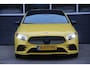 Mercedes-Benz A-klasse 180 Business | NL Auto | AMG | Pano-Dak | Camera | ECC | Cruise | Leder | PDC | Navi | Keyless-Go | DAB