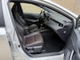 Toyota Corolla Touring Sports 1.2 Turbo Dynamic | Trekhaak afneembaar | Lederen bekleding | Stoelverwarming | Navigatie | Apple CarPlay | Camera | LED | DAB | Adaptieve cruise | Lane assist | Volledig onderhouden
