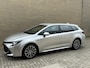 Toyota Corolla Touring Sports 1.2 Turbo Dynamic | Trekhaak afneembaar | Lederen bekleding | Stoelverwarming | Navigatie | Apple CarPlay | Camera | LED | DAB | Adaptieve cruise | Lane assist | Volledig onderhouden