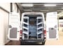 Volkswagen Crafter 2.0 TDI 140PK L3H3 EURO 6 3000KG trekvermogen Volkswagen Crafter 35 2.0 TDI 140PK L3H3 (oude L2H2) EURO 6
