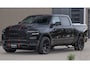 Dodge Ram BEAST | LIMITED 5.7 V8 HEMI | €69950,- excl | HUD | STRIPING | BREDE WIELEN | BLACK ON BLACK | LUCHTVERING | BOM VOL | DC | CREW CAB DUBBELE CABINE | 5 PERSOONS | GRIJSKENTEKEN |
