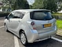 Toyota Verso 2.0 D-4D-F Aspiration Grijs kenteken! ECC Audio/Navi Electric pakket LMV 16" Trekhaak Dealeronderhoud Apk 07/04/2027