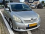 Toyota Verso 2.0 D-4D-F Aspiration Grijs kenteken! ECC Audio/Navi Electric pakket LMV 16" Trekhaak Dealeronderhoud Apk 07/04/2027