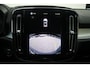 Volvo XC40 B4 Plus Dark | Trekhaak | Verwarmbare voorstoelen en stuurwiel | Premium audio by Harman Kardon | Apple carplay/Android auto | Keyless |
