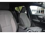 Volvo XC40 B4 Plus Dark | Trekhaak | Verwarmbare voorstoelen en stuurwiel | Premium audio by Harman Kardon | Apple carplay/Android auto | Keyless |