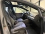 Volkswagen Golf 1.5 eTSI R-Line Pano Virtual Camera IQ Light