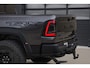 Dodge Ram TRX HELLCAT 712 PK 6.2 V8 SUPERCHARGER | BLACK EDITION | BOM VOL | GRANITE MET ZWART LEDER RODE STIKSELS | CREW CAB DUBBELE CABINE DC | 5 PERSOONS GRIJS KENTEKEN |