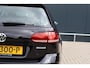 Volkswagen Golf Variant 1.5 TSI Highline 7.5 | Stoelverwarming | Trekhaak | Alcantara | Adaptieve Cruise Control | Apple Carplay / Android Auto