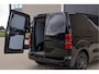 Opel Vivaro BLACK OPS | GEHEEL COMPLEET | HOUTEN VLOER EN WANDEN 3 PERSSONS | 2 DELIG ACHTER DEUREN | LADE SCHUIF BAK | 2.0D 180 PK S&S L2 H1 | FULL LED | SCHUIF DEUR | GEHEEL ZWART | MOOIE STOERE BUS |