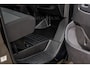 Opel Vivaro BLACK OPS | GEHEEL COMPLEET | HOUTEN VLOER EN WANDEN 3 PERSSONS | 2 DELIG ACHTER DEUREN | LADE SCHUIF BAK | 2.0D 180 PK S&S L2 H1 | FULL LED | SCHUIF DEUR | GEHEEL ZWART | MOOIE STOERE BUS |