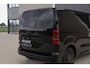 Opel Vivaro BLACK OPS | GEHEEL COMPLEET | HOUTEN VLOER EN WANDEN 3 PERSSONS | 2 DELIG ACHTER DEUREN | LADE SCHUIF BAK | 2.0D 180 PK S&S L2 H1 | FULL LED | SCHUIF DEUR | GEHEEL ZWART | MOOIE STOERE BUS |