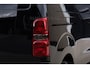 Opel Vivaro BLACK OPS | GEHEEL COMPLEET | HOUTEN VLOER EN WANDEN 3 PERSSONS | 2 DELIG ACHTER DEUREN | LADE SCHUIF BAK | 2.0D 180 PK S&S L2 H1 | FULL LED | SCHUIF DEUR | GEHEEL ZWART | MOOIE STOERE BUS |