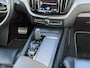 Volvo XC60 2.0 Recharge T8 AWD R-Design Pano|Luchtv|H&K|21'
