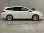 Toyota Auris Touring Sports 1.8 Hybrid Lease+ Cruise Clima Pano Nieuwstaat
