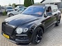 Bentley Bentayga 6.0 W12 Mulliner 2018 Zwart Carbon Akraprovic