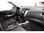 Nissan Navara 2.3 dCi PICK UP 4X4 3500KG trekvermogen Nissan NAVARA 2.3 dCi PICK UP 4X4