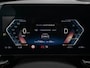 BMW iX1 eDrive20 67 kWh M Sport | SOH 100% | Trekhaak | Harman/Kardon | Keyless | LED | Camera | Navigatie | 18"