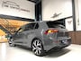 Volkswagen Golf 8 1.5 TSI R-Line Black Style/ Camera/ 18''LMV/ CarPlay/ Sfeerverlichting