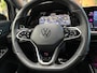 Volkswagen Golf 8 1.5 TSI R-Line Black Style/ Camera/ 18''LMV/ CarPlay/ Sfeerverlichting