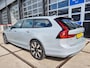 Volvo V90 2.0 T6 Plug-in hybrid AWD Ultra Dark LEER / PANORAMADAK / 19 INCH / HEAD-UP DISPLAY