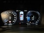 Volvo XC90 T8 AWD Recharge R-Design | Luchtvering | Trekhaak | 360 Camera | Harman Kardon | Schuifdak | Head-Up Display | Adaptieve Cruise Control | Stoel en Stuurwielverwarming | Pilot Assist | BLIS Dode Hoek Detectie | 20 Inch | Full LED Meesturende koplampen | Gelamineerde/geluidwerende zijruiten | Elektrische voorstoelen geheugen | R-Design Leder Contourstoelen met alcantara en wit stiksel en bies | Zitting verlenging voorstoelen | Lederen Dashboard | Keyless Drive | Parkeersensoren voor+achter | Privacy Glass | Elektrisch bedienbare achterklep | Geïntegreerde zongordijnen achterportieren | Geïntegreerd kinderzitje achterin | 7-Persoons | 4-Zone Climate Control | DAB Radio | Apple Carplay/Android Auto | Volvo On Call met mobiele App functie | Onyx Black Metallic |