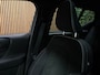 Volvo XC40 T5 Recharge Ultimate Dark | Trekhaak | Schuifdak | Harman Kardon | Parkeercamera | All Season banden | Adaptieve Cruise Control | Pilot Assist | BLIS Dode Hoek Detectie | Bestuurdersstoel elektrisch geheugen | Stoel en Stuurwielverwarming | Privacy Glass | 19 Inch | Passagiersstoel elektrisch | Microtech / alcantara bekleding met wit stiksel en bies | Zitting verlenging voorstoelen | Keyless Drive | Parkeersensoren voor+achter | Privacy Glass | Elektrisch bedienbare achterklep | Climate Control L+R | DAB Radio | Apple Carplay/Android Auto | Volvo On Call met mobiele App functie | Silver Dawn Metallic |