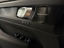 Volvo XC40 T5 Recharge Ultimate Dark | Trekhaak | Schuifdak | Harman Kardon | Parkeercamera | All Season banden | Adaptieve Cruise Control | Pilot Assist | BLIS Dode Hoek Detectie | Bestuurdersstoel elektrisch geheugen | Stoel en Stuurwielverwarming | Privacy Glass | 19 Inch | Passagiersstoel elektrisch | Microtech / alcantara bekleding met wit stiksel en bies | Zitting verlenging voorstoelen | Keyless Drive | Parkeersensoren voor+achter | Privacy Glass | Elektrisch bedienbare achterklep | Climate Control L+R | DAB Radio | Apple Carplay/Android Auto | Volvo On Call met mobiele App functie | Silver Dawn Metallic |