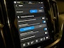 Volvo V60 T6 AWD Recharge Plus Dark | Schuifdak | Adaptieve Cruise Control | Stoelverwarming voor+achter | Stuurwielverwarming | Parkeercamera | Pilot Assist | BLIS Dode Hoek Detectie | Elektrische voorstoelen geheugen | Lederen bekleding | Zitting verlenging voorstoelen | 19 Inch | Google Infotainment | Keyless Drive | Parkeersensoren voor+achter | Privacy Glass | Elektrisch bedienbare achterklep | DAB Radio | Apple Carplay/Android Auto | Volvo On Call met mobiele App functie | Onyx Black Metallic |