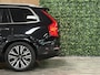 Volvo XC90 T8 AWD Recharge Ultimate Bright | Luchtvering | Trekhaak | 360 Camera | Head-Up Display | 455pk | Harman Kardon | Adaptieve Cruise Control | Stoelverwarming voor+achter | Stuurwielverwarming | Schuifdak | 20 Inch | Full LED Meesturende koplampen | Pilot Assist | BLIS Dode Hoek Detectie | Standkachel met Volvo On Call App | Alcantara hemelbekleding | Lederen handgrepen en zonnekleppen | Elektrische voorstoelen geheugen | Zitting verlenging voorstoelen | Lederen Dashboard | Google Infotainment | Keyless Drive | Parkeersensoren voor+achter | Privacy Glass | Elektrisch bedienbare achterklep | Geïntegreerde zongordijnen achterportieren | Geïntegreerd kinderzitje achterin | Verlichte instaplijsten | 7-Persoons | 4-Zone Climate Control | DAB Radio | Apple Carplay/Android Auto | Draadloos telefoon opladen | Volvo On Call met mobiele App functie | Onyx Black Metallic |