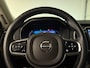 Volvo XC90 T8 AWD Recharge Ultimate Bright | Luchtvering | Trekhaak | 360 Camera | Head-Up Display | 455pk | Harman Kardon | Adaptieve Cruise Control | Stoelverwarming voor+achter | Stuurwielverwarming | Schuifdak | 20 Inch | Full LED Meesturende koplampen | Pilot Assist | BLIS Dode Hoek Detectie | Standkachel met Volvo On Call App | Alcantara hemelbekleding | Lederen handgrepen en zonnekleppen | Elektrische voorstoelen geheugen | Zitting verlenging voorstoelen | Lederen Dashboard | Google Infotainment | Keyless Drive | Parkeersensoren voor+achter | Privacy Glass | Elektrisch bedienbare achterklep | Geïntegreerde zongordijnen achterportieren | Geïntegreerd kinderzitje achterin | Verlichte instaplijsten | 7-Persoons | 4-Zone Climate Control | DAB Radio | Apple Carplay/Android Auto | Draadloos telefoon opladen | Volvo On Call met mobiele App functie | Onyx Black Metallic |