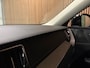 Volvo XC60 T6 AWD Recharge Ultimate Bright Long Range | Luchtvering | Trekhaak | Head-Up Display | Harman Kardon | Parkeercamera | Adaptieve Cruise Control | Stoelverwarming | Stuurwielverwarming | Schuifdak | Full LED Meesturende koplampen | Pilot Assist | Standkachel met Volvo On Call App | Elektrische voorstoelen geheugen | Lederen bekleding | Zitting verlenging voorstoelen | Lederen dashboard | 20 Inch | Google Infotainment | Keyless Drive | Parkeersensoren voor+achter | Elektrisch bedienbare achterklep | DAB Radio | Apple Carplay/Android Auto | Draadloos telefoon opladen | Volvo On Call met mobiele App functie | Onyx Black Metallic |