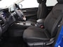 Nissan Qashqai 1.3 MHEV Xtronic Premiere Edition Apple Carplay/Android Auto, Cruise control adaptief, dodehoekdetectie met correctie, Parkeersensor voor en achter Combineert een ruime, comfortabele uitstraling met een luxe afwerking. Dankzij de soepele Xtronic-automaat en moderne hybride techniek rijdt deze Qashqai heerlijk ontspannen en efficiënt. Een