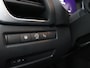Nissan Qashqai 1.3 MHEV Xtronic Premiere Edition Apple Carplay/Android Auto, Cruise control adaptief, dodehoekdetectie met correctie, Parkeersensor voor en achter Combineert een ruime, comfortabele uitstraling met een luxe afwerking. Dankzij de soepele Xtronic-automaat en moderne hybride techniek rijdt deze Qashqai heerlijk ontspannen en efficiënt. Een