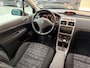 Peugeot 307 2.0-16V XS, 136Pk, 2002, Origineel Nederlands, Trekhaak, Climate control, Centrale vergrendeling, Elektrische ramen voor, Lichtmetalen velgen, Radio,