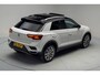 Volkswagen T-Roc 1.5 TSI 150pk Sport Executive [ Panorama LED Virtual Stoelverwarming ]