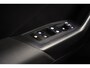 Volkswagen T-Roc 1.5 TSI 150pk Sport Executive [ Panorama LED Virtual Stoelverwarming ]