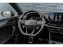 CUPRA Leon Sportstourer 1.4 e-Hybrid VZ Copper Edition | Plug-in Hybrid (PHEV) | Panoramadak | Matrix-LED Koplampen | Achteruitrijcamera | Keyless Entry | Elektrische Achterklep | Elektrisch Verstelbare Bestuurdersstoel | Navigatie | Apple Carplay | Android AutoLichtmetalen Velgen 19 inch